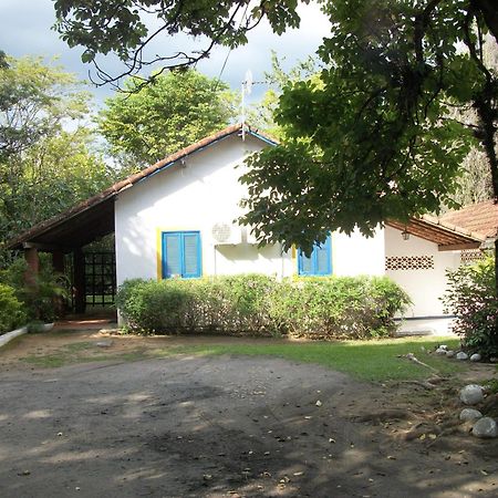 Pousada Ype Amarelo Itatiaia  Luaran gambar